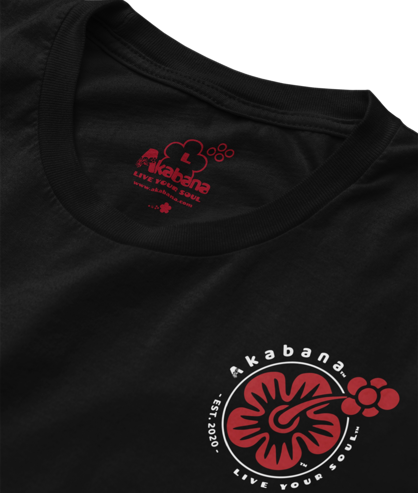 Akabana Badge "Hibiscus Red" Tee